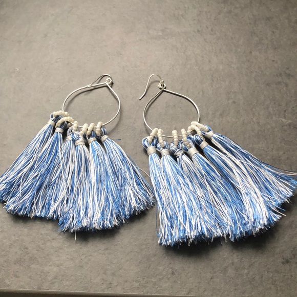 Tassel earrings - Picture 5 of 5